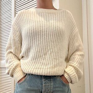 Aritzia Wilfred White / Ivory / Cream Sweater